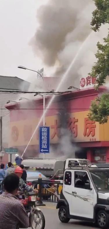 洛阳火灾最新爆料,揭秘事故原因与救援进展  第2张
